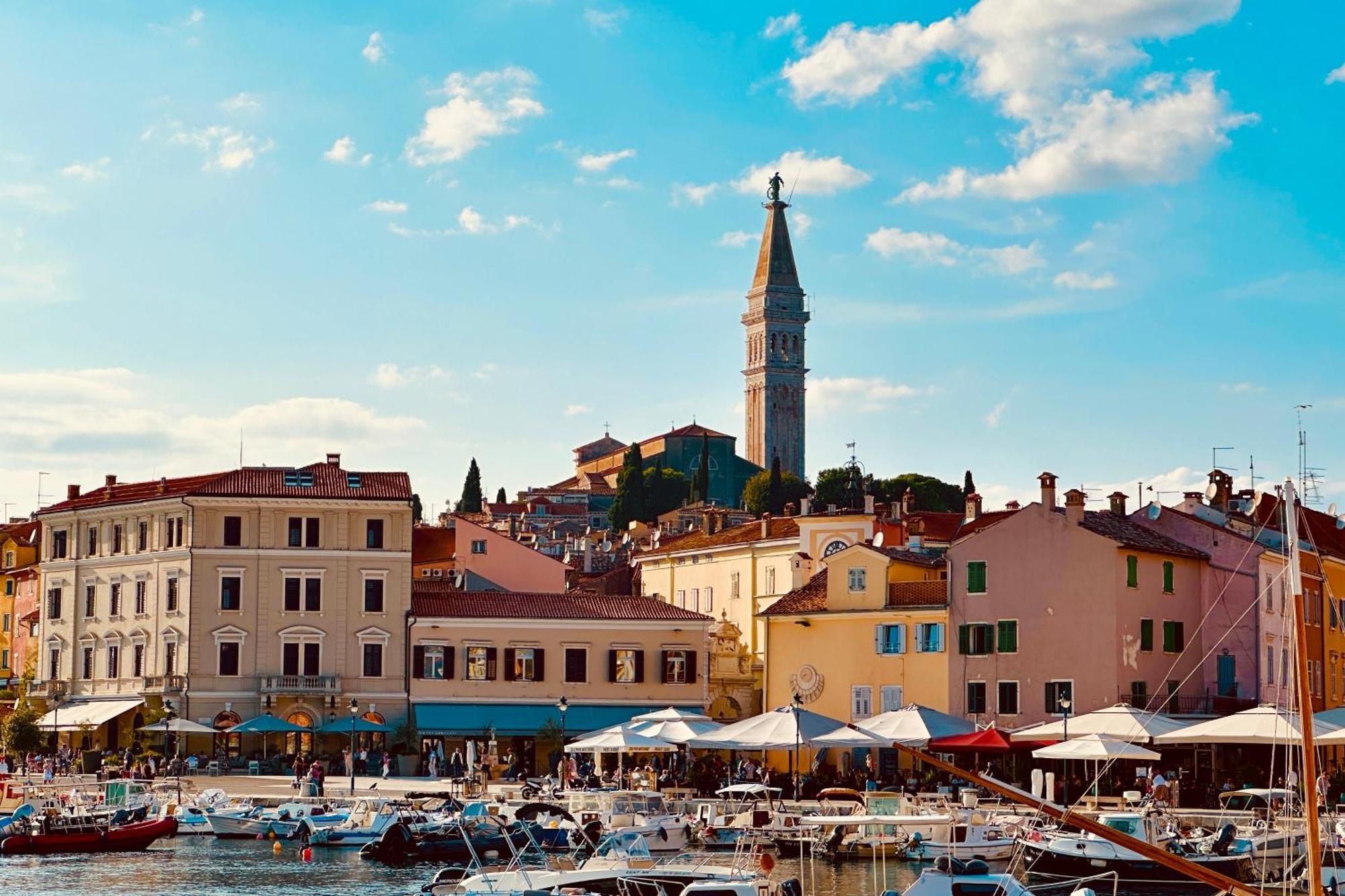 Studios Notte Sul Porto Ровин Екстериор снимка